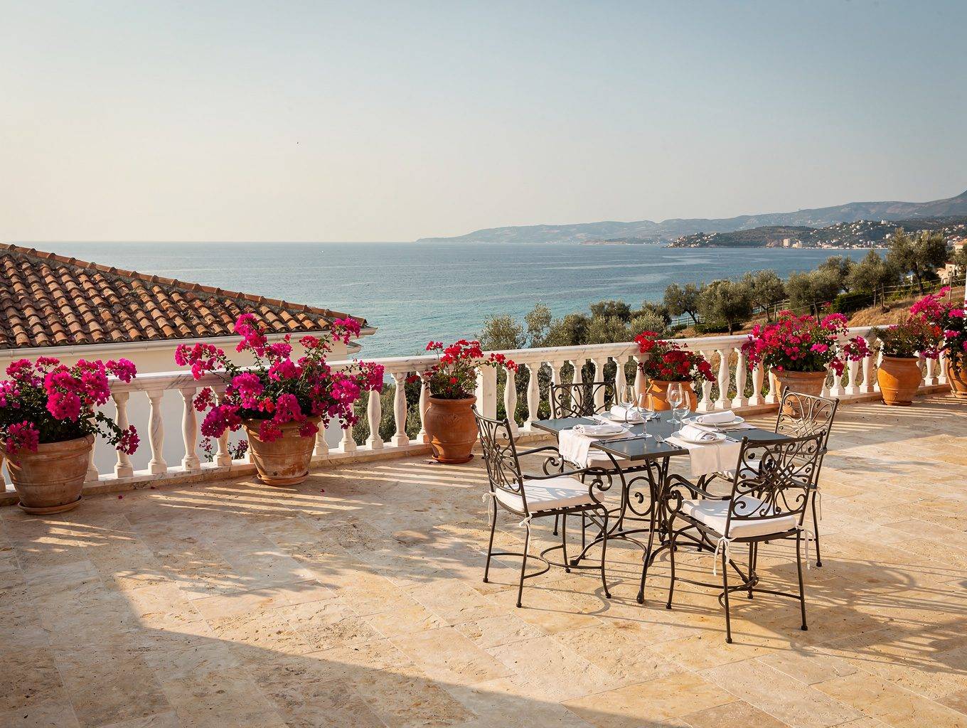 Luxury seaside villa and boutique suite managed in Corfu